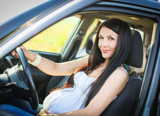 Czy kobieta ciężarna powinna prowadzić samochód?