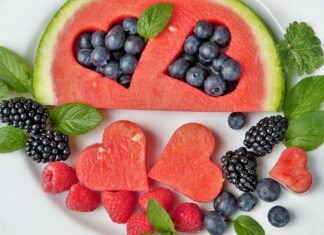 Jak usunąć plamy z kału?